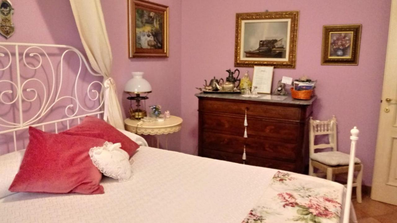 B&B Mikigio Mondavio Eksteriør billede